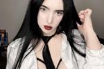 mistress alice 🖤 — Bratty x seductive girlboss bra tease🐾🖤