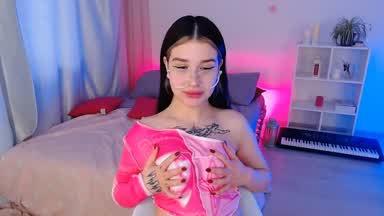 crumpling boobies