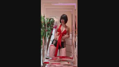 ♥Red bow and latex shorts♥