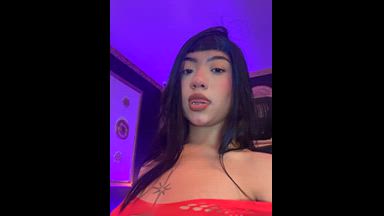 I’m curious how easily I could make you blush 😘🔥