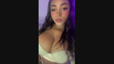 🍒Cute busty Girl