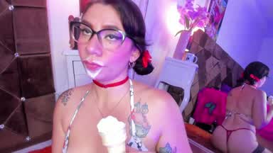 New form eat Ice Cream Way🍦💋