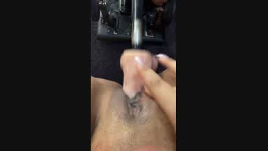 Squirt with fuckmachine💦