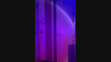 Neon shower ❤
