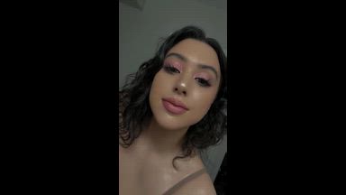 Play w me💦