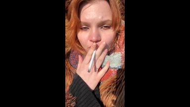 I smoke👄