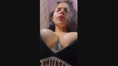👅💦