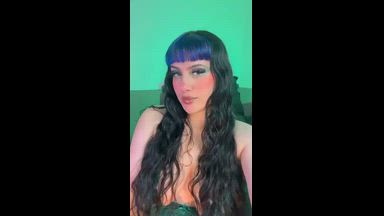 Pretty Face-Green🍀👑