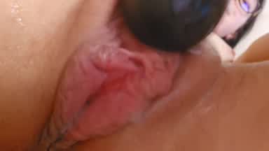 play with domi close up