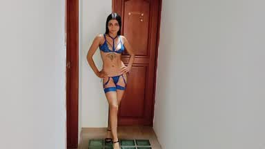 Sexy with my heels♥