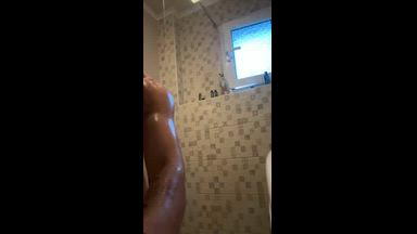Hotness in shower part 1