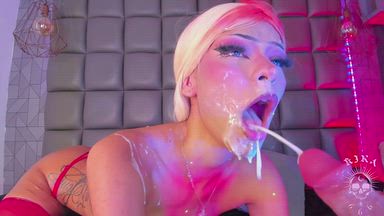 Multiple loads on my face 💦