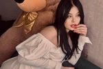 Your beautiful lady ^^^kisses