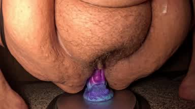 Hairy Pussy Ridin'👑