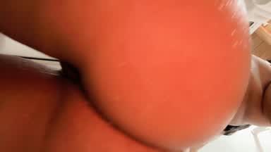 Rubbing my pussy in the shower