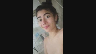 A shower 🩵.