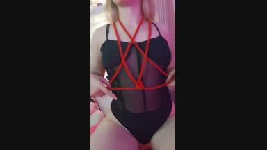 I like shibari on my breasts