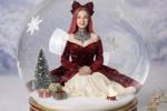 Your Christmas snow globe