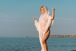 TITS IN SEA