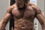 muscular guy💪