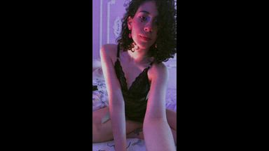 Attraction impossible to hide👄