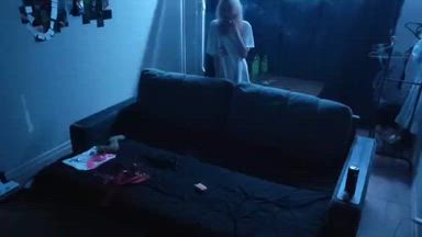 The video is like a movie)