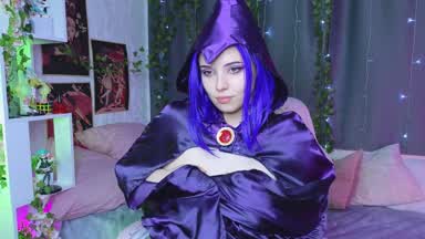 Hot Raven's boobs
