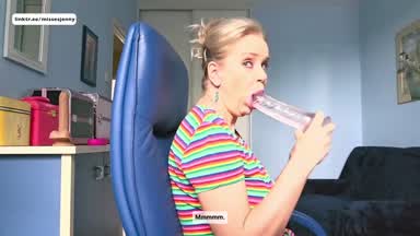 Zabawa Z Dildo XXL / Playing With XXL Dildo