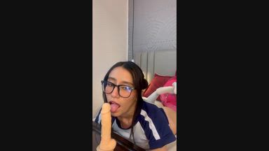 Mi mouth wants ur cock 😈