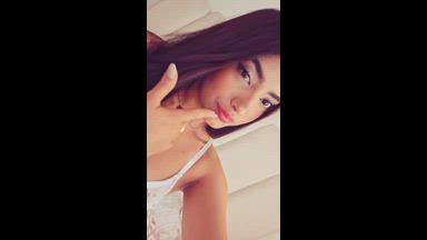 💋