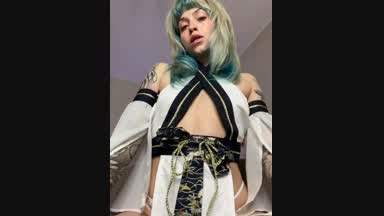 Playful geisha