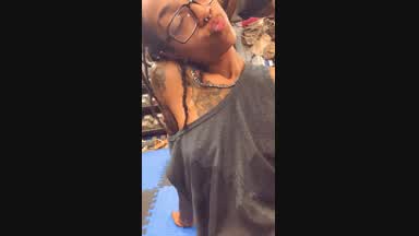 Stretching with an audiobook😘