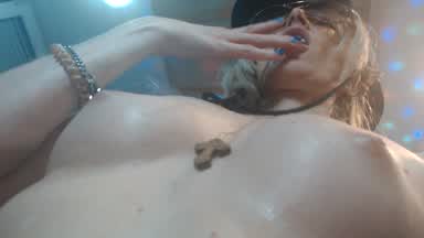 XXL SALIVE TITS VERY HOT