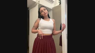 Sizzling 30-Second Seduction Dance – Watch Me Teas