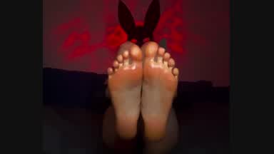 Oil on my feet