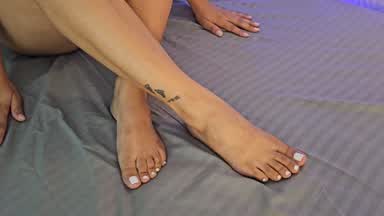 Nickie Feet