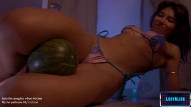 Flex teasing and head crushing fantasy