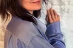 blue shirt