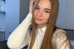 Cute girl in white🤍