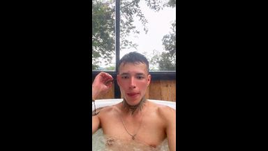 JACUZZI