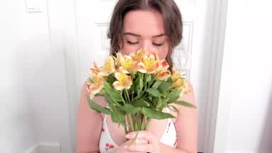 sucking dick from a gift bouquet