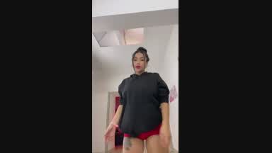 Did you know that my favorite hobby is to dance?