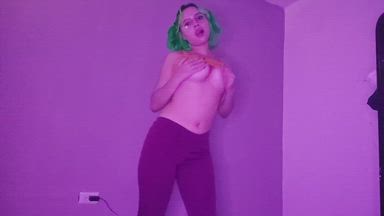 zeeri show full body and finger herself