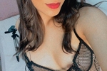 do i look sexy in black?