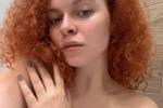 A hot bath with a redhead?