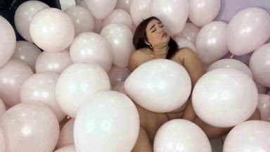 Have fun with me among my balloons