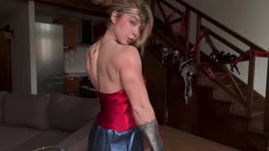 A terribly beautiful Halloween, Vanilla as Superwo