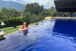 POOL!🤽🏻‍♀️🤍