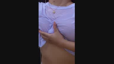 Do u like wet tops? ♥