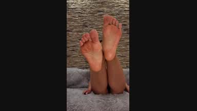 FEETS, PUSSY, ASS